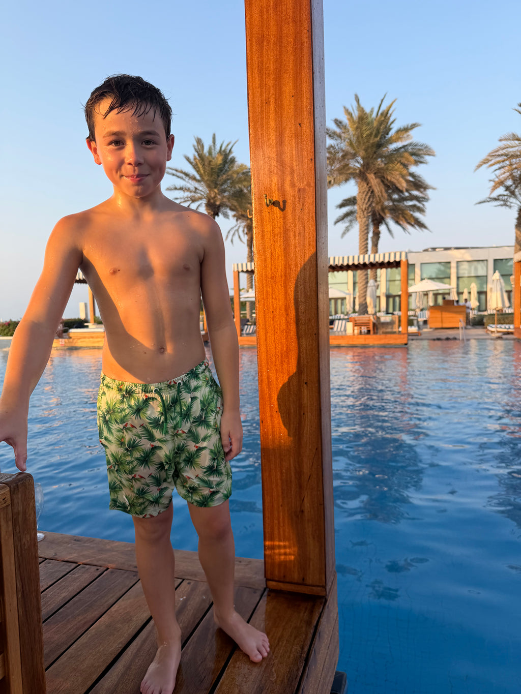BOYS SWIM TRUNKS - Parrot Talk